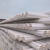 PVC-U埋地式通信保护套管系列采用PVC塑料制造，具有强度高、韧性好、绝缘、难燃、使用安全等特点。 主要用于电气设备内部布线，可以对设备中的导线起机械防护和电器保护作用，使用产品后，配线方便，布线整齐，安装可靠，便于查找、维修和调换路线。