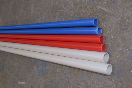 PVC-U阻燃电工套管又名穿线管. 火线零线分开，有效规避线路安装过程的混乱，便于电线识别、布管、检修及后期家庭布线升级，从而保护电线。 管材采用优质材料，质优价廉，摩擦系数小，抗压强，韧性好，耐热，耐磨，防潮，防漏电等特点