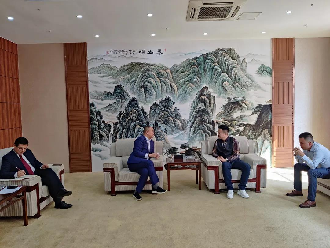 远大住宅工业(天津)有限公司董事长胡泽邦先生莅临元拓建材集团